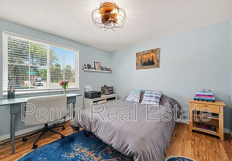 1595 W Maple Ave — Photo 12
