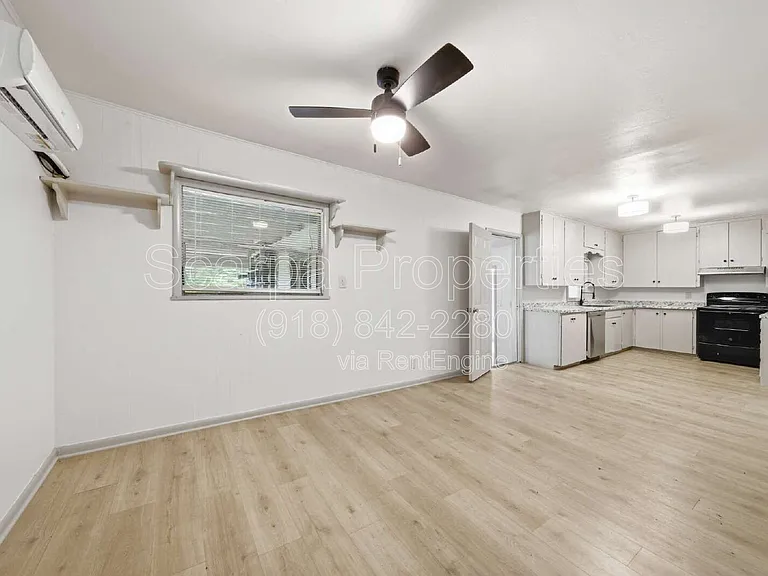 1215 Harrison St #5 — Photo 5