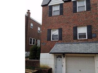2806 Walnut Hill St, Philadelphia, PA 19152