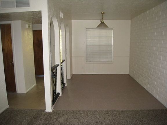 3rd image of 5900 Marble Ave NE APT 108