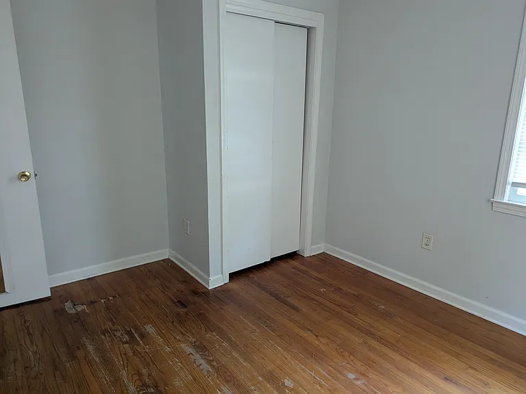 1527 Brookbank Ave #A — Photo 2