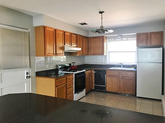 4th image of 9801 Schiller Blvd APT 2N