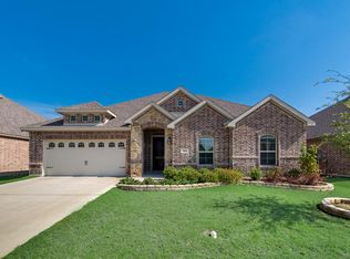 349 Strait Ln, Waxahachie, TX 75165