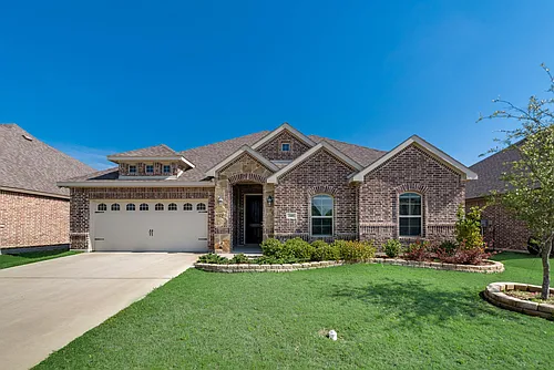 349 Strait Ln Photo 1