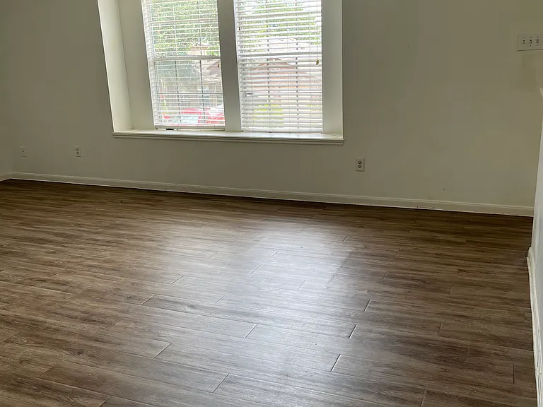 12035 Hadley Falls Ct — Photo 14