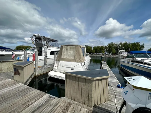 87 Boat Club Dr, Cheboygan, MI 49721