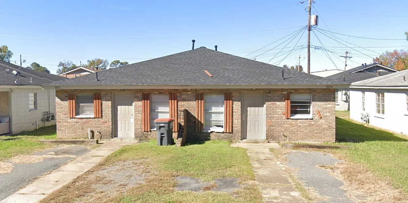 3010/3012 South Holly Street - 3010 — Photo 1