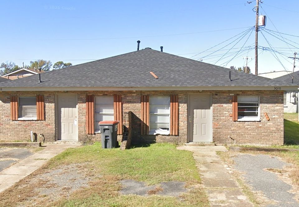 1st image of 3010 S Holly St