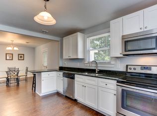 21 Chatham Rd, Portsmouth, VA 23702