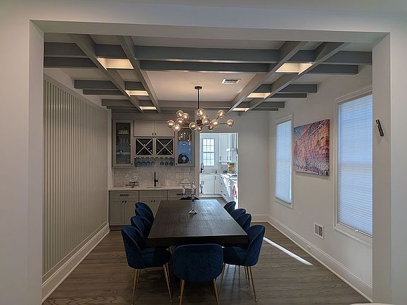 Dining Room/Butler's Pantry