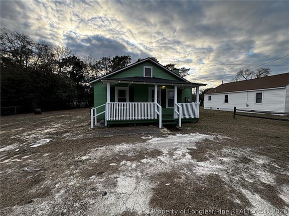 2nd image of 2678 Belhaven Rd