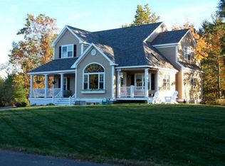 4 Michelle Ln, Salisbury, MA 01952