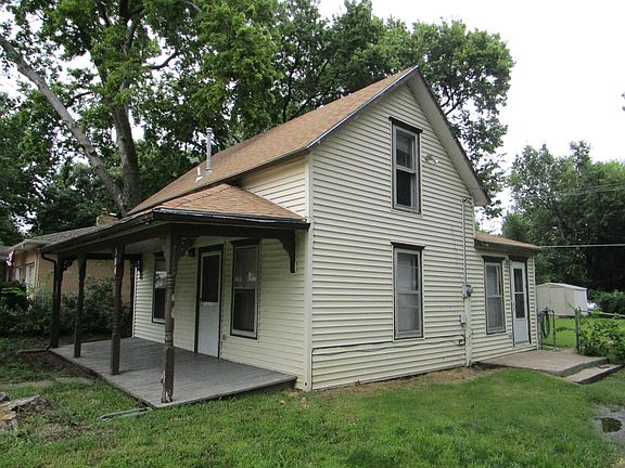 504 Nelson
