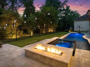 22 Johnathan Landing Ct, Spring, TX 77389