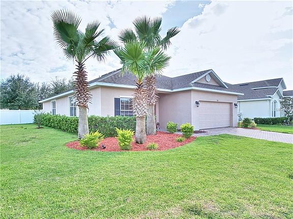 2nd image of 921 Meadow Glade Dr