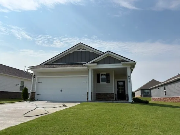 6676 Japonica Ln, White House, TN 37188