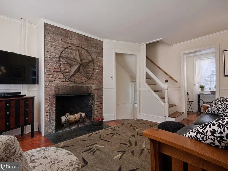 1221 Panama St — Photo 10