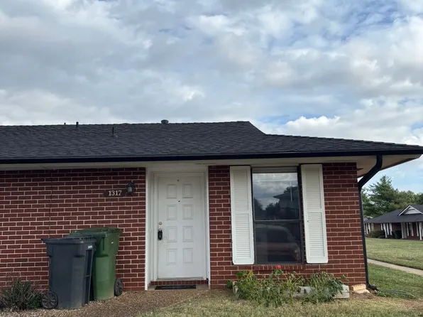 1317 W Centennial Dr, Rogers, AR 72758
