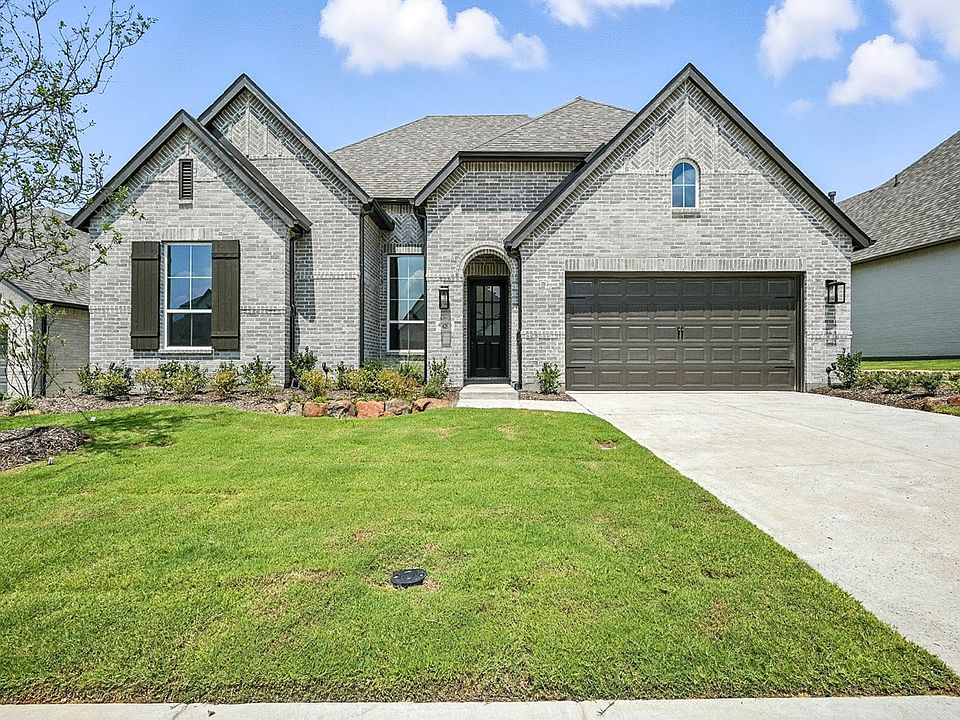 1st image of 625 Lavender Dr