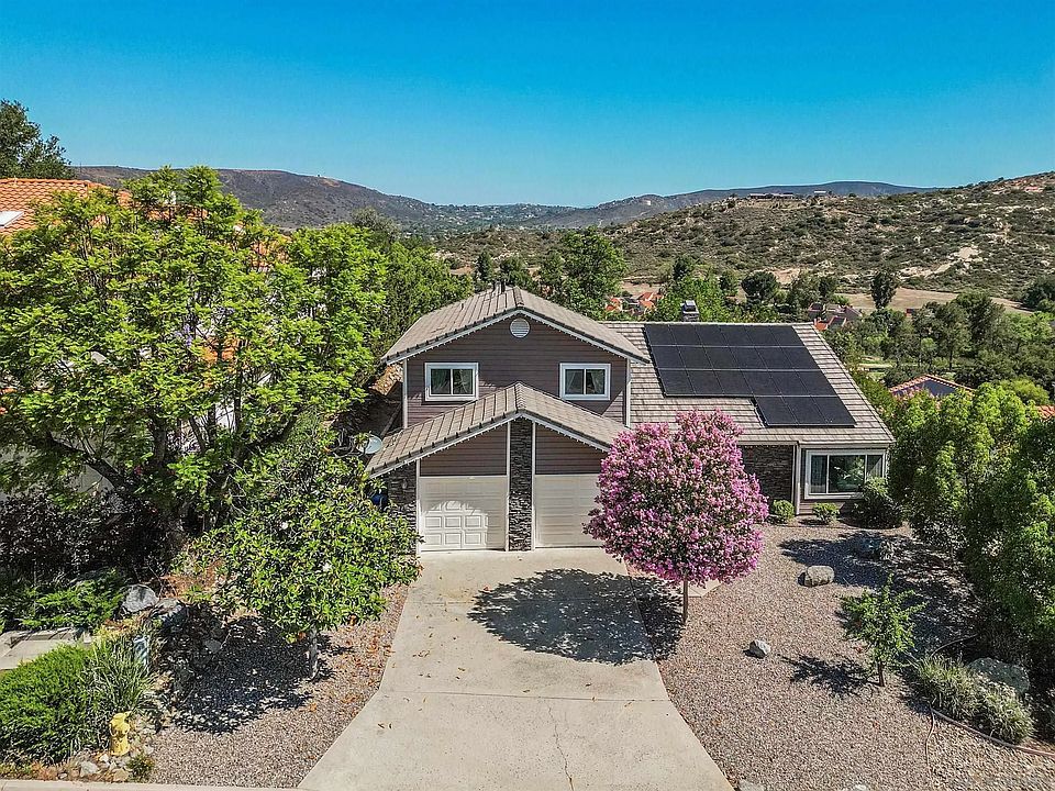 1st image of 15549 Vista Vicente Dr