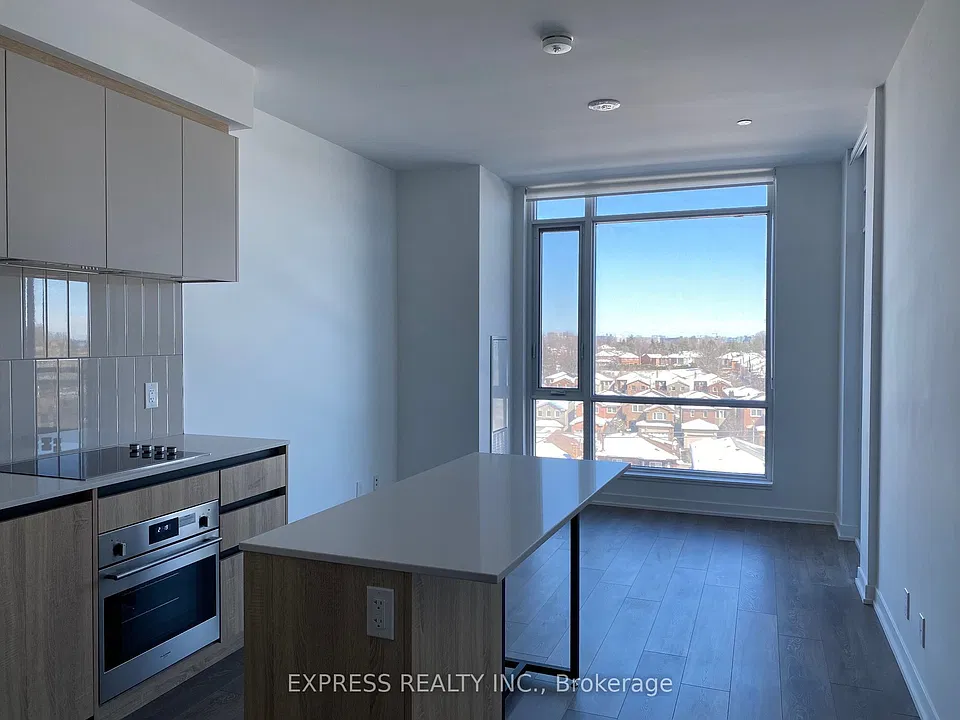 7950 Bathurst St #608