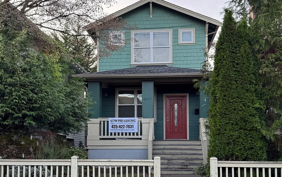 5607 12th Ave NE