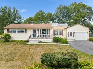 2 Whittle St, Mystic, CT 06355