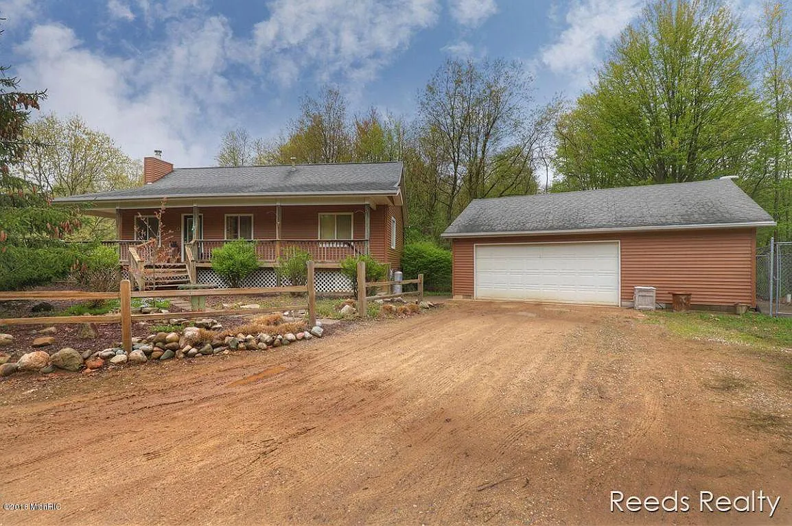 6430 Myers Lake Ave NE photo 1