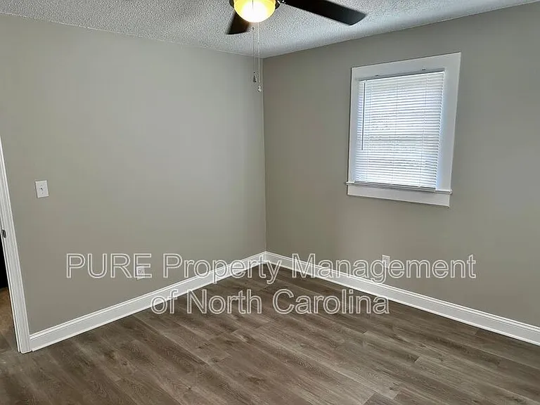 208 S Lexington Dr — Photo 22