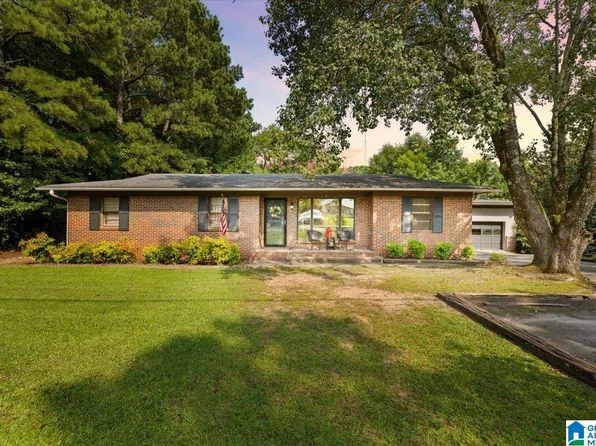 903 Park Ave, Oneonta, AL 35121