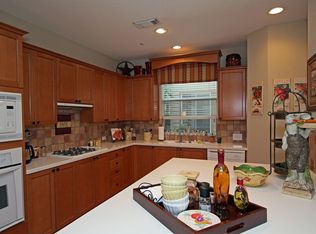 10 Culverdale Pl, Spring, TX 77382