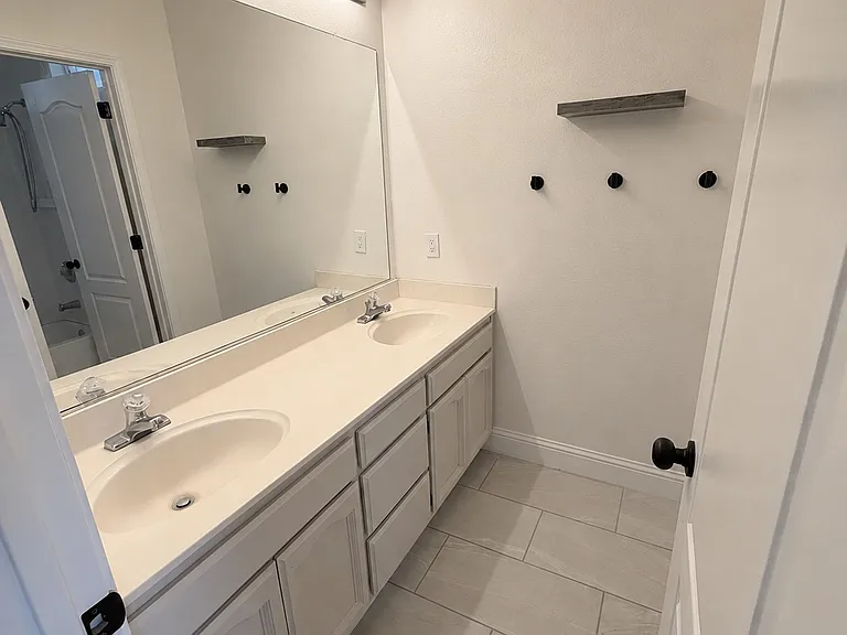 973 Piermont Ct — Photo 13