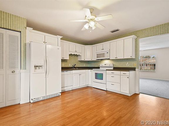 5th image of 34 Sandra Cir