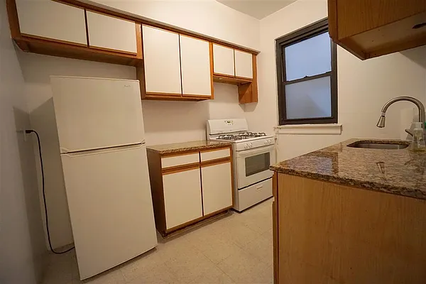 Rented by Compass | media 3