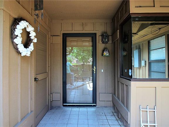 5th image of 130 Heron Bay Cir