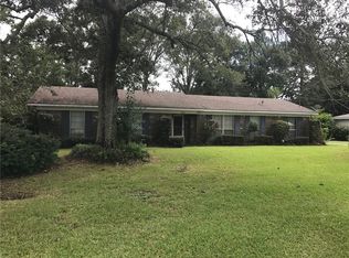 307 Sutherland Dr, Chickasaw, AL 36611