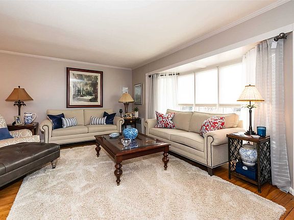 3rd image of 3 Southview Ct