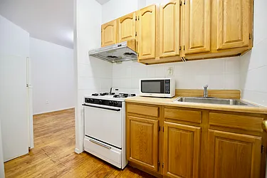 Rented by Nolita Group