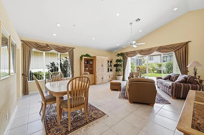 21676 Hammock Point Dr — Photo 6