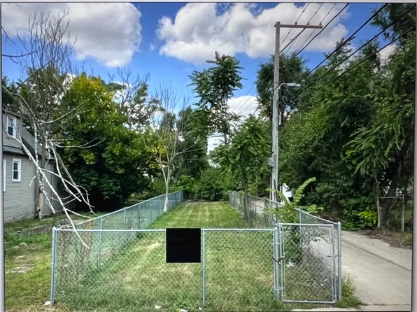 50 W 116th St, Chicago, IL 60628