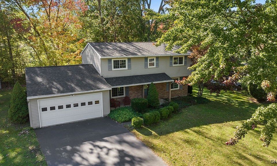 1st image of 8015 Thyme Cir