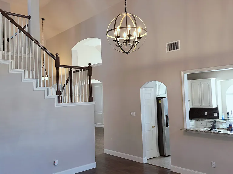 8001 Case Dr — Photo 37