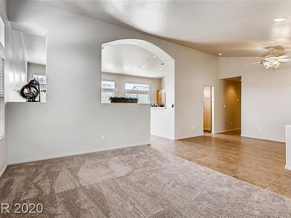 4th image of 1703 Singing Bird Ln