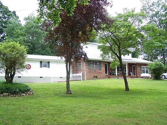 2nd image of 213 Henderson Dr