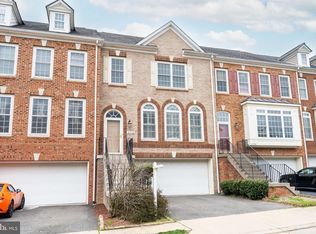 4592 Barringer Pl, Fairfax, VA 22030