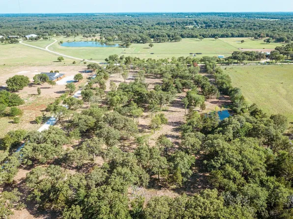 6 County Road 297, Gainesville, TX 76240