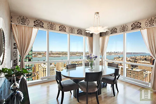 Sold by Halstead Real Estate | media 26