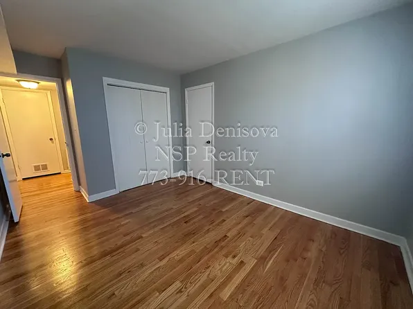 4920 Mulford St, Skokie, IL