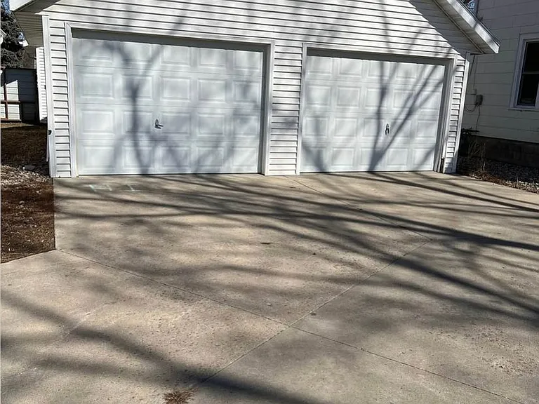 702 N Washington St — Photo 15