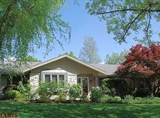 15450 Schoettler Valley Ct, Chesterfield, MO 63017